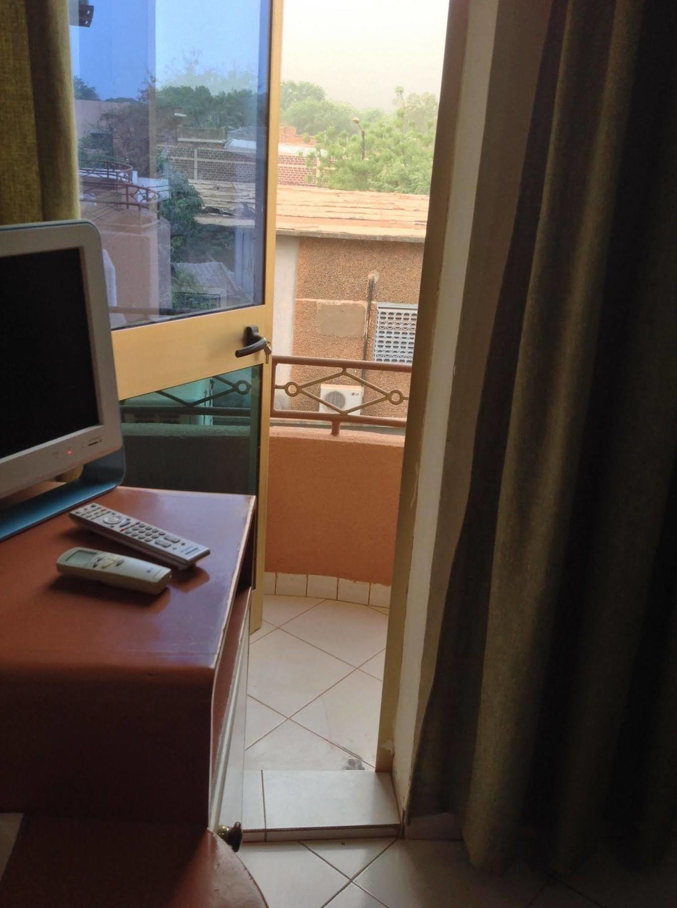 Faso Hotel Wagadugu Zewnętrze zdjęcie